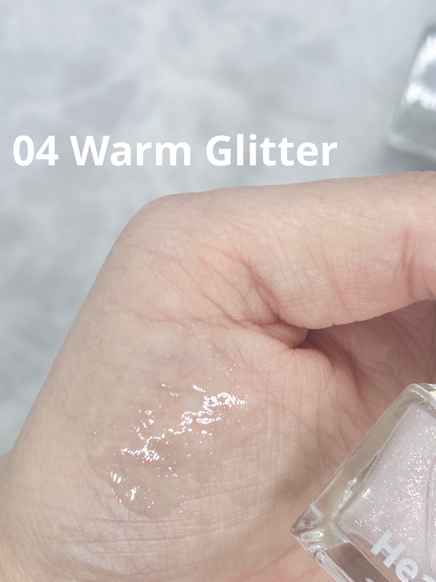 ドット オン ムードトップコーティング リップ プランパー/Heart Percent/リッププランパーを使ったクチコミ(2枚目)