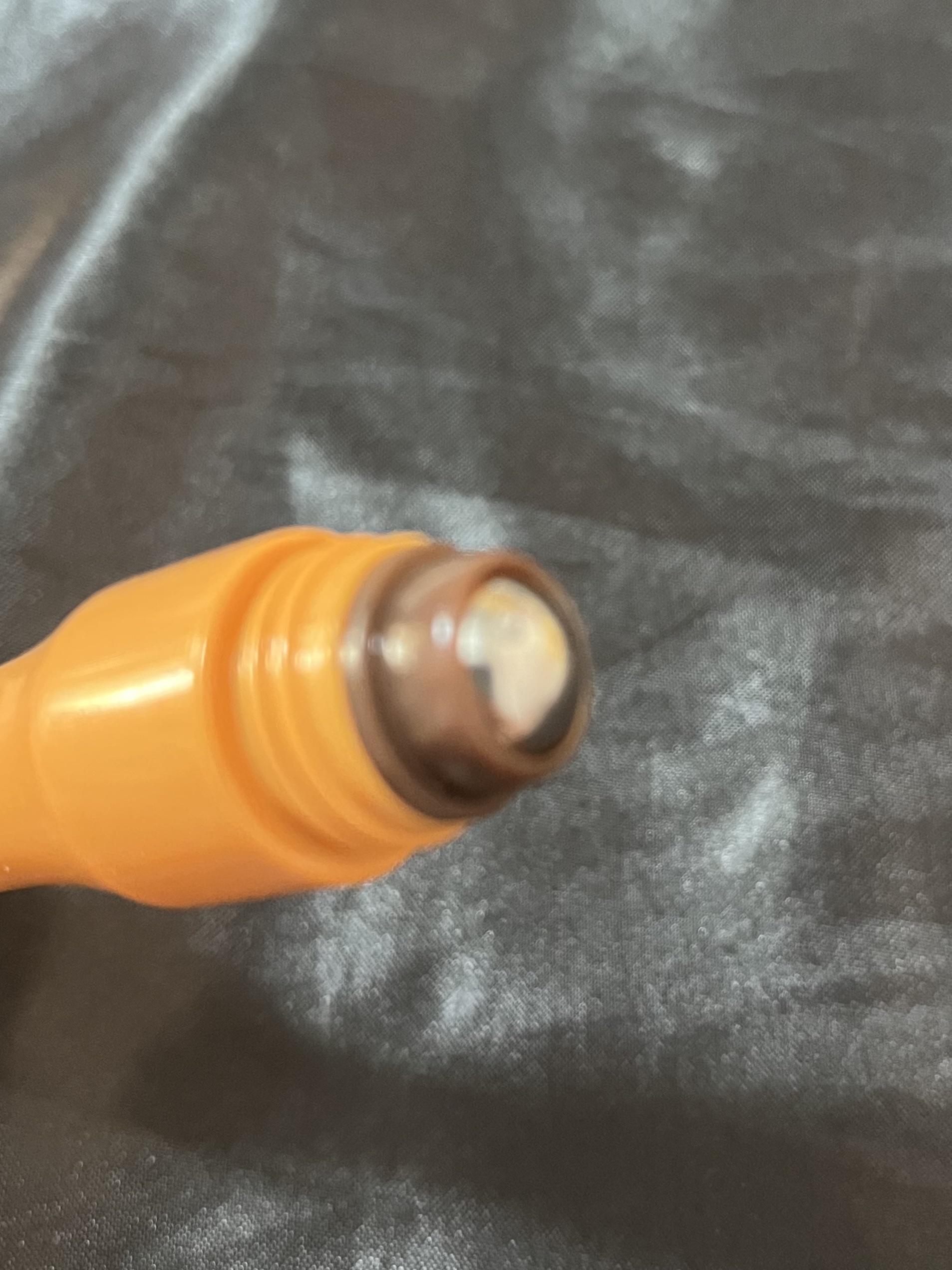 ナチュラルアイロールオンN 15ml【旧】/カントリー&ストリーム/アイケア・アイクリームを使ったクチコミ（2枚目）