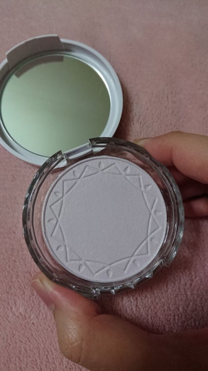 UVクリアフェイスパウダー/CEZANNE/プレストパウダーを使ったクチコミ(2枚目)