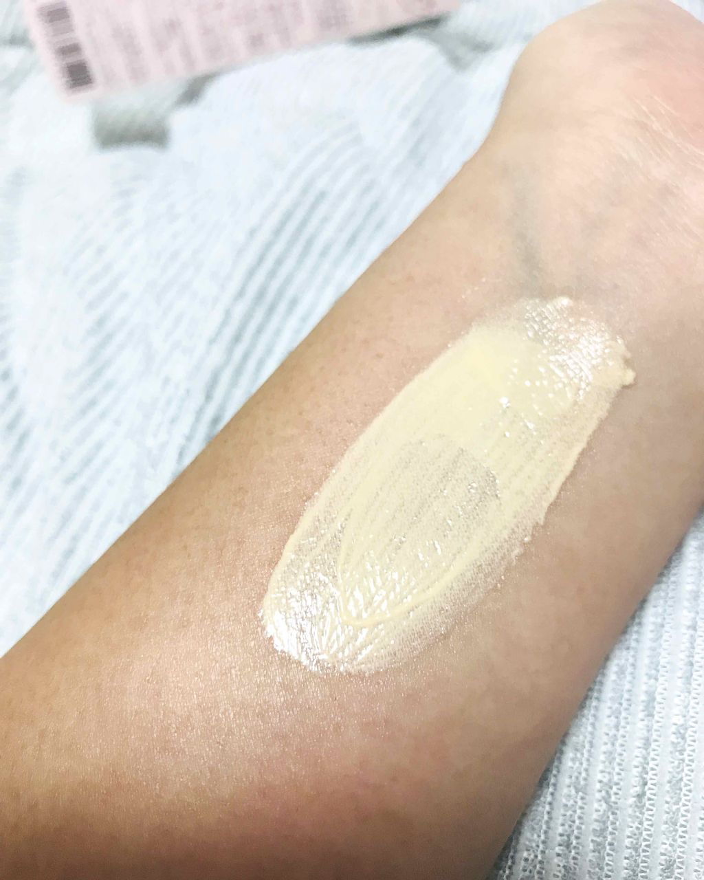 マットシフォン UVホワイトニングベースN/KiSS/化粧下地を使ったクチコミ（3枚目）