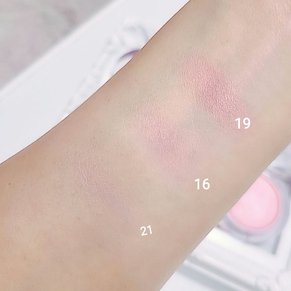 チーク ポップ/CLINIQUE/パウダーチークを使ったクチコミ（3枚目）