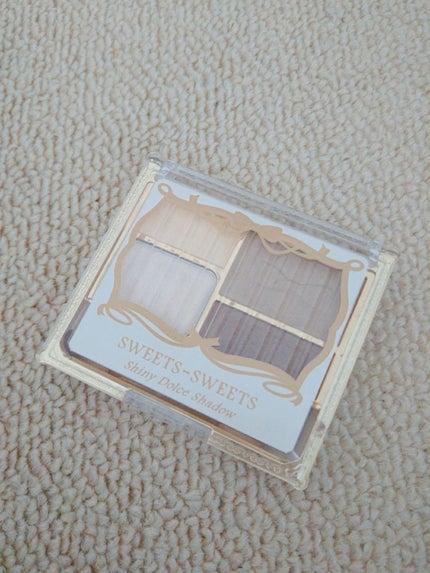 シャイニードルチェシャドウ/スウィーツ スウィーツ/アイシャドウパレットを使ったクチコミ(1枚目)