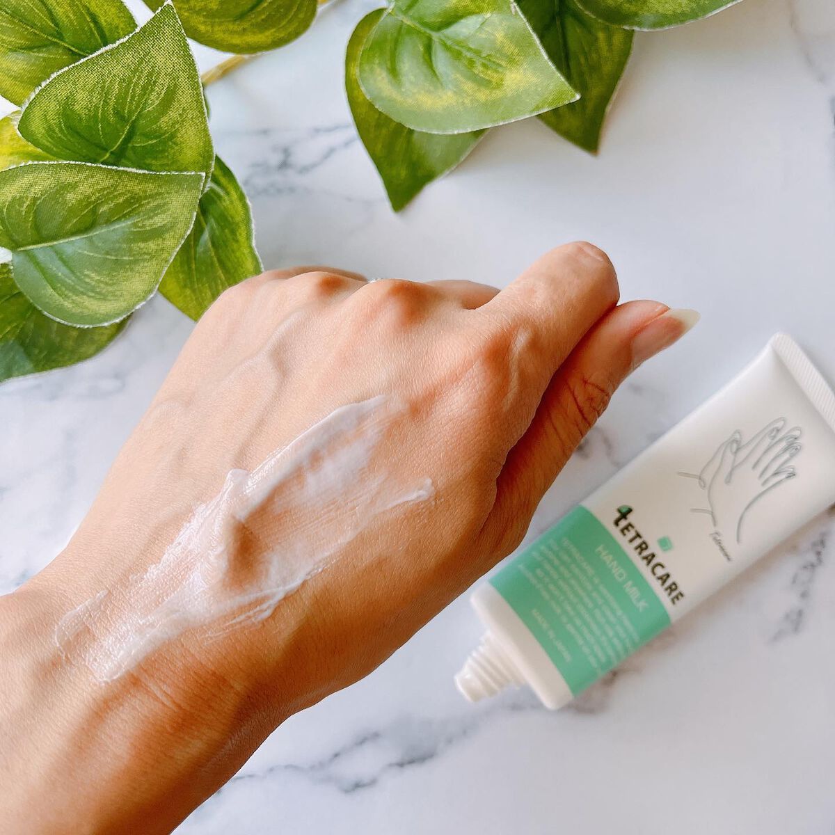 薬用ハンドミルク テトラケア/テトラケア/ハンドクリームを使ったクチコミ（3枚目）