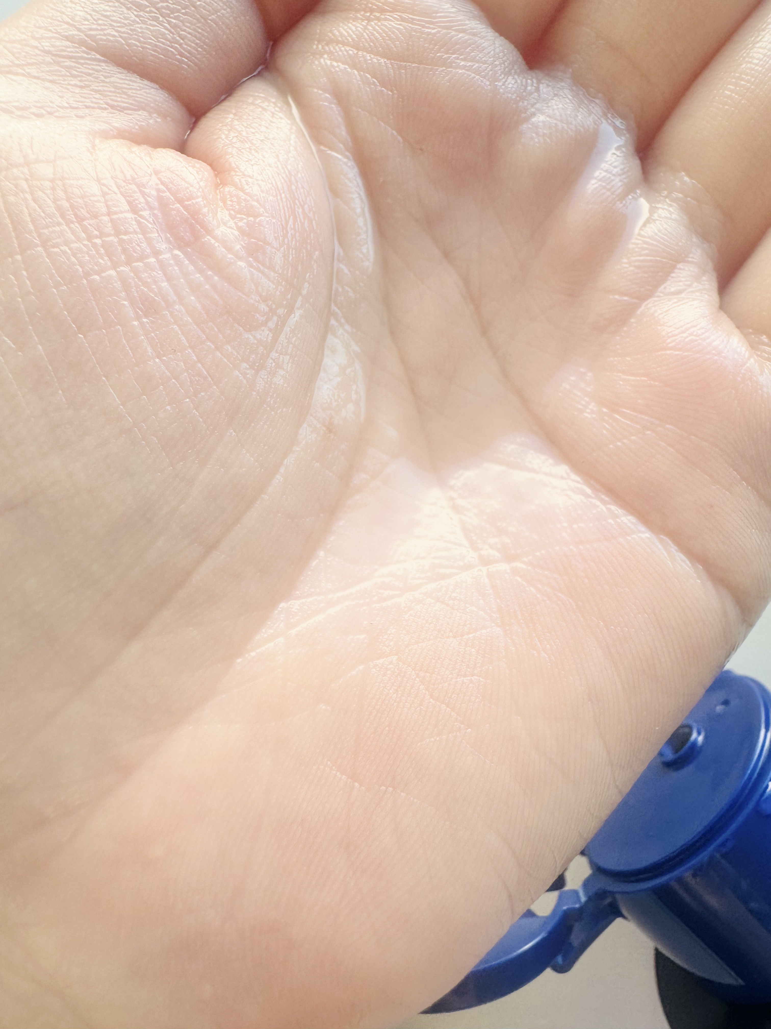 肌美精 薬用美白化粧水 [医薬部外品]/肌美精/化粧水を使ったクチコミ（2枚目）