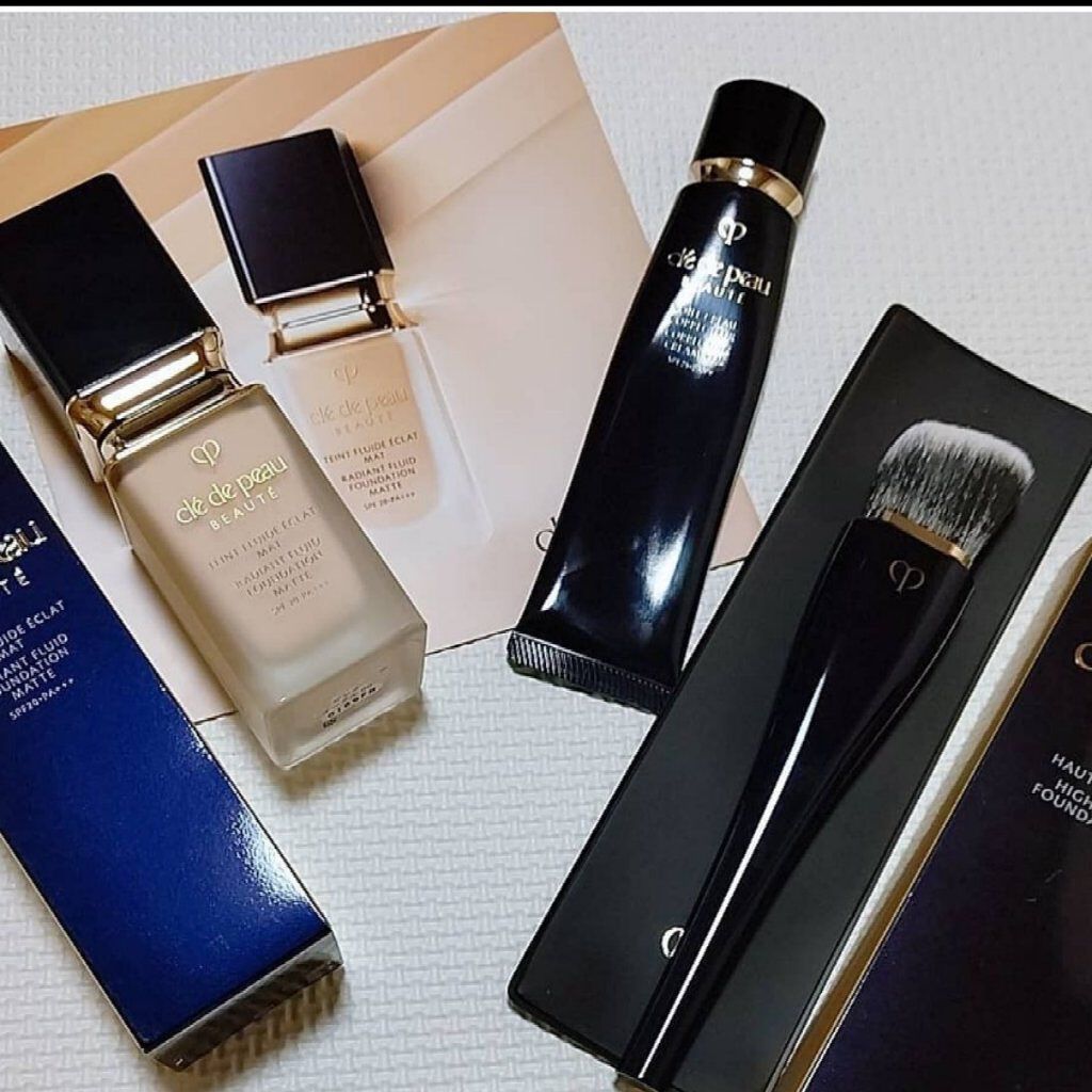 パンソーL (タンフリュイド＆クレーム)/クレ・ド・ポー ボーテ/メイクブラシを使ったクチコミ（2枚目）