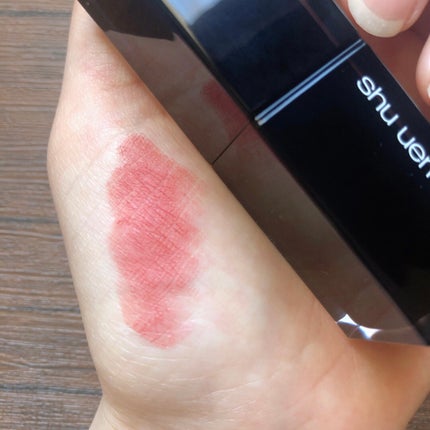 キヌ ルージュ マット/shu uemura/口紅を使ったクチコミ(2枚目)