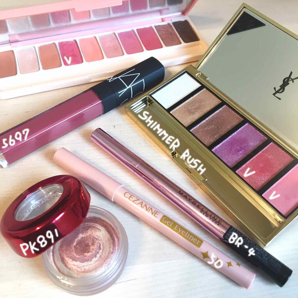 メイクアップ コフレ Ⅱ（クリスマスコフレ 2019）/DECORTÉ/メイクアップキットを使ったクチコミ（2枚目）