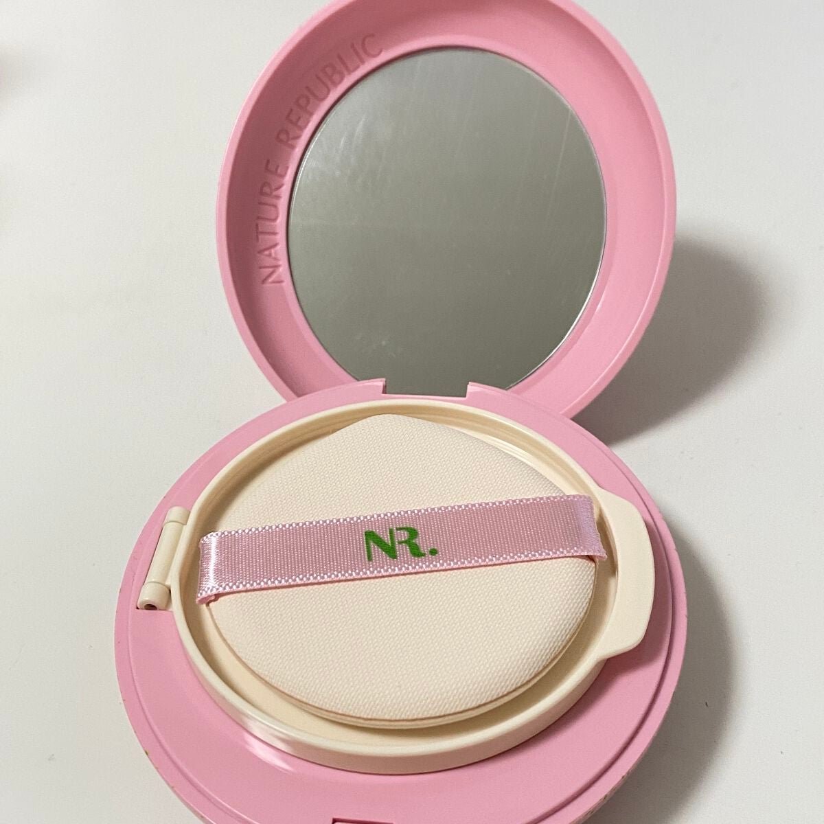 PROBIOエッセンスクッション/ネイチャーリパブリック/クッションファンデーションを使ったクチコミ(2枚目)