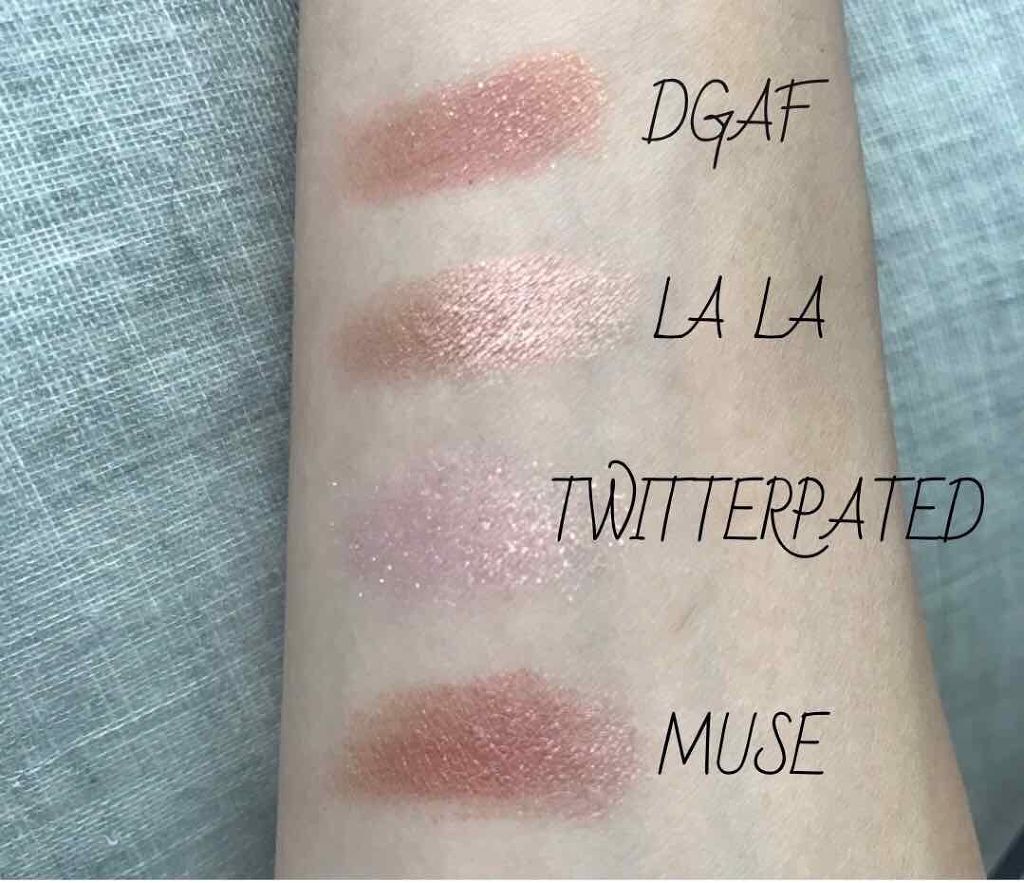 Super Shock Shadow/ColourPop/単色アイシャドウを使ったクチコミ（1枚目）