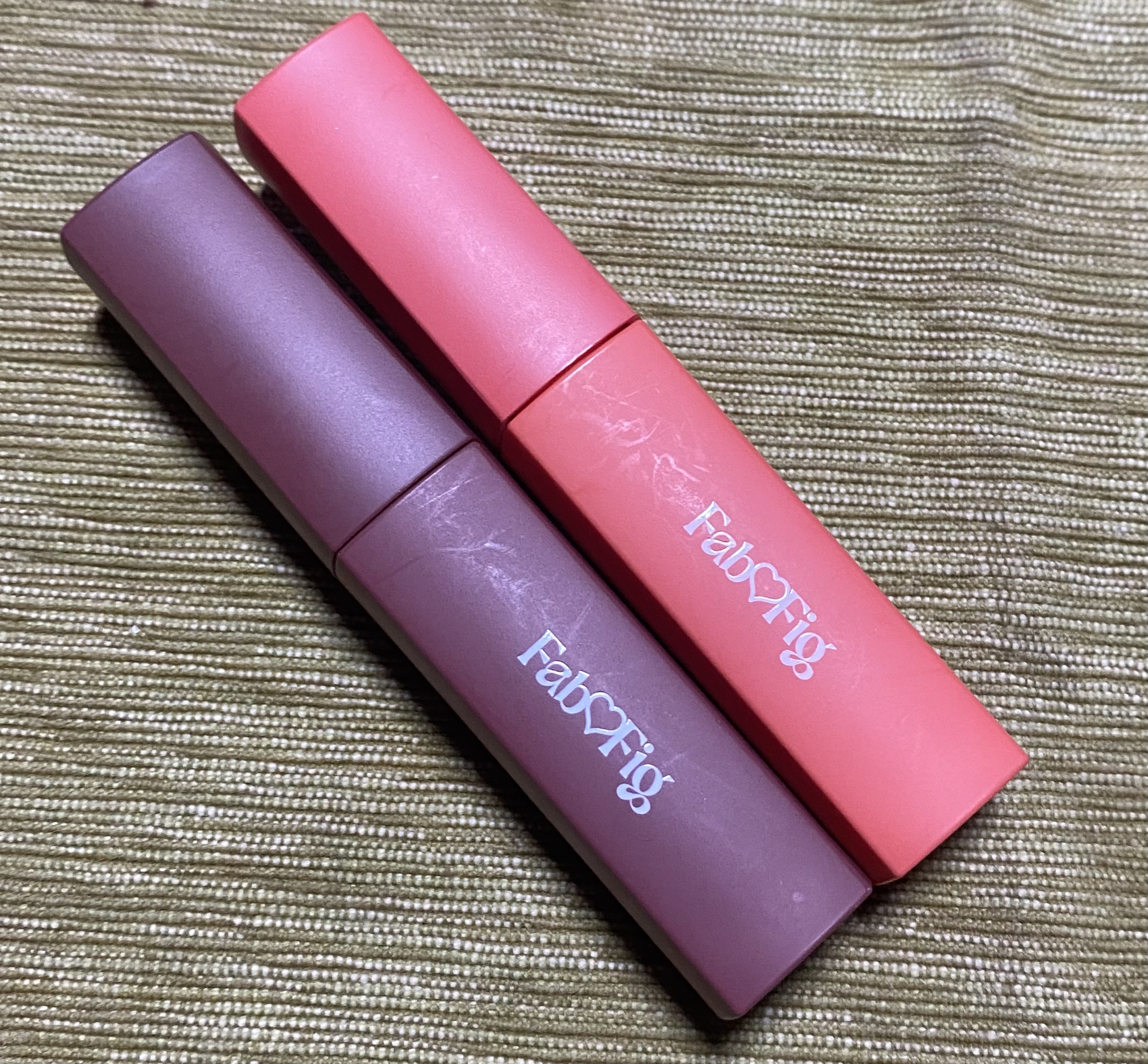 グローイングウォーターティント 04 シナモンプラム/Fab Fig/リップティントを使ったクチコミ（1枚目）