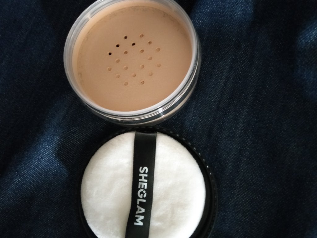 ベイクド グロウ セッティング パウダー/SHEGLAM/ルースパウダーを使ったクチコミ(3枚目)
