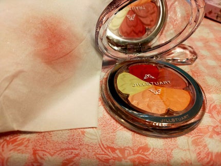 サクラブーケ ブルーム ミックスブラッシュ コンパクト/JILL STUART/パウダーチークを使ったクチコミ(3枚目)