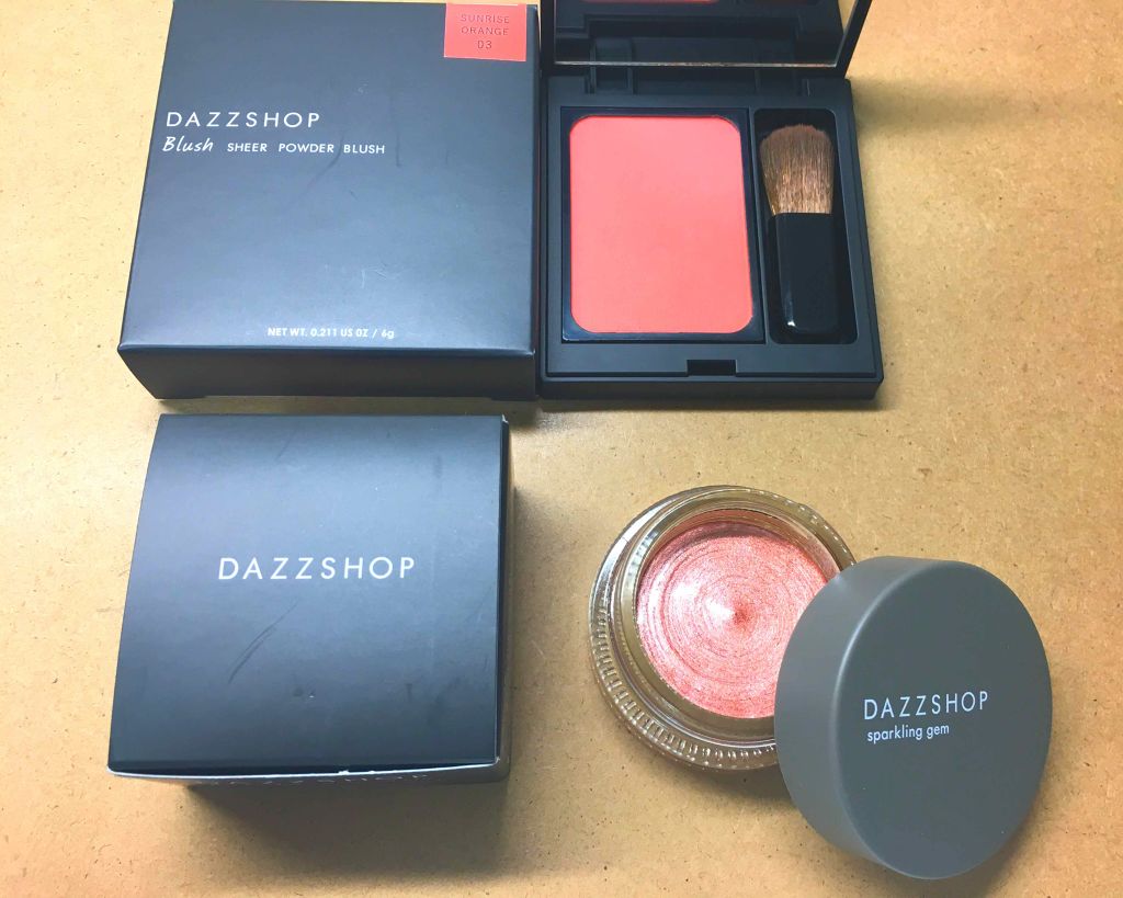 シアーパウダーブラッシュ/DAZZSHOP/パウダーチークを使ったクチコミ（1枚目）