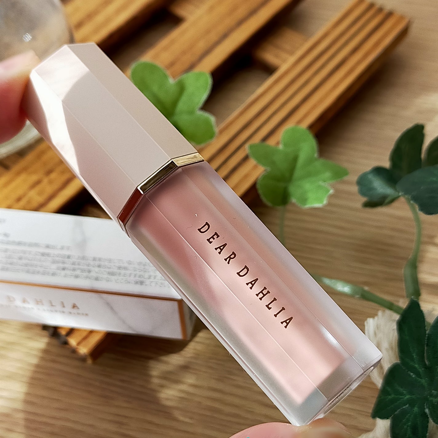 ペタルドロップリキッドブラッシャー/DEAR DAHLIA/リキッドチークを使ったクチコミ(1枚目)