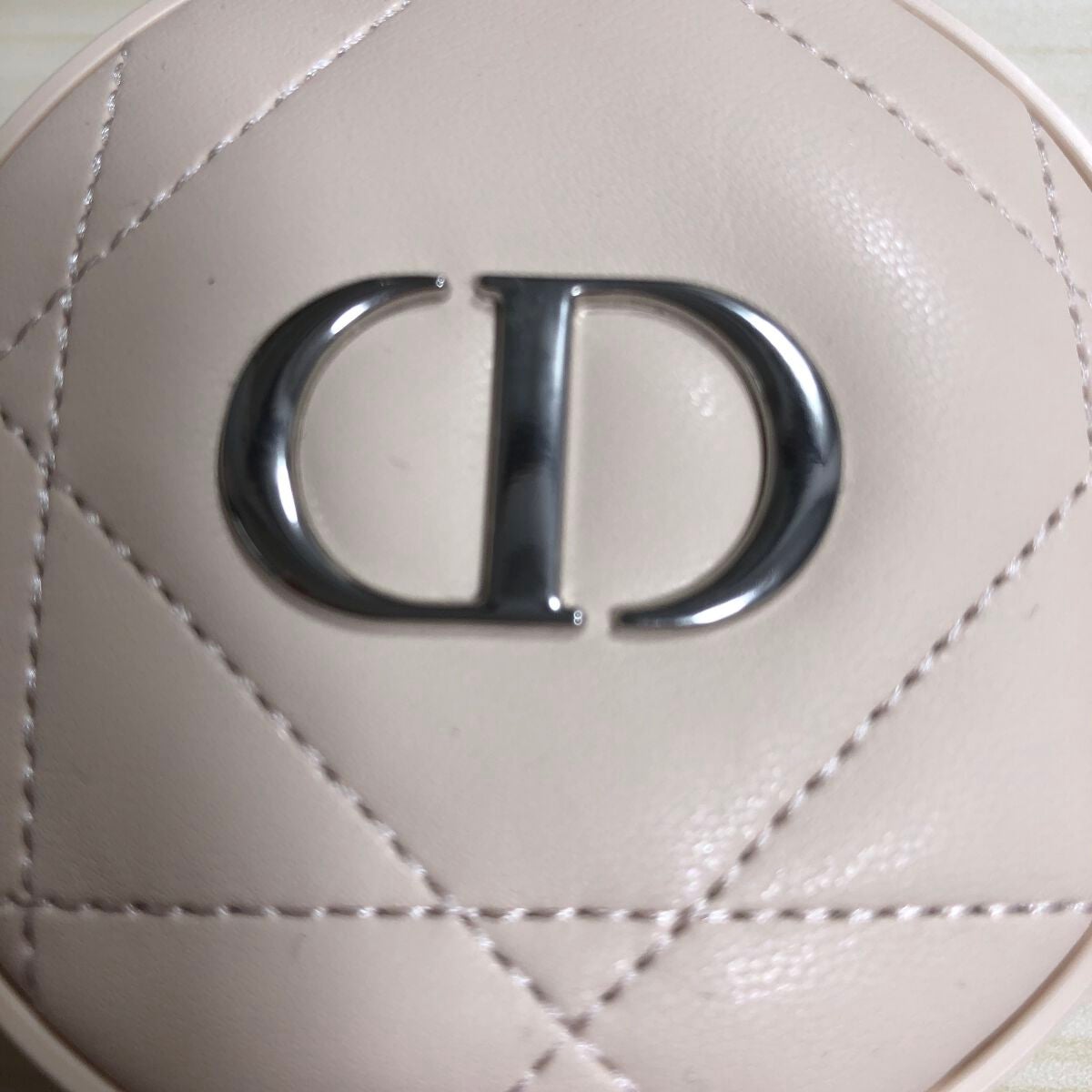ディオールスキン フォーエヴァー クッション パウダー/Dior/ルースパウダーを使ったクチコミ(1枚目)