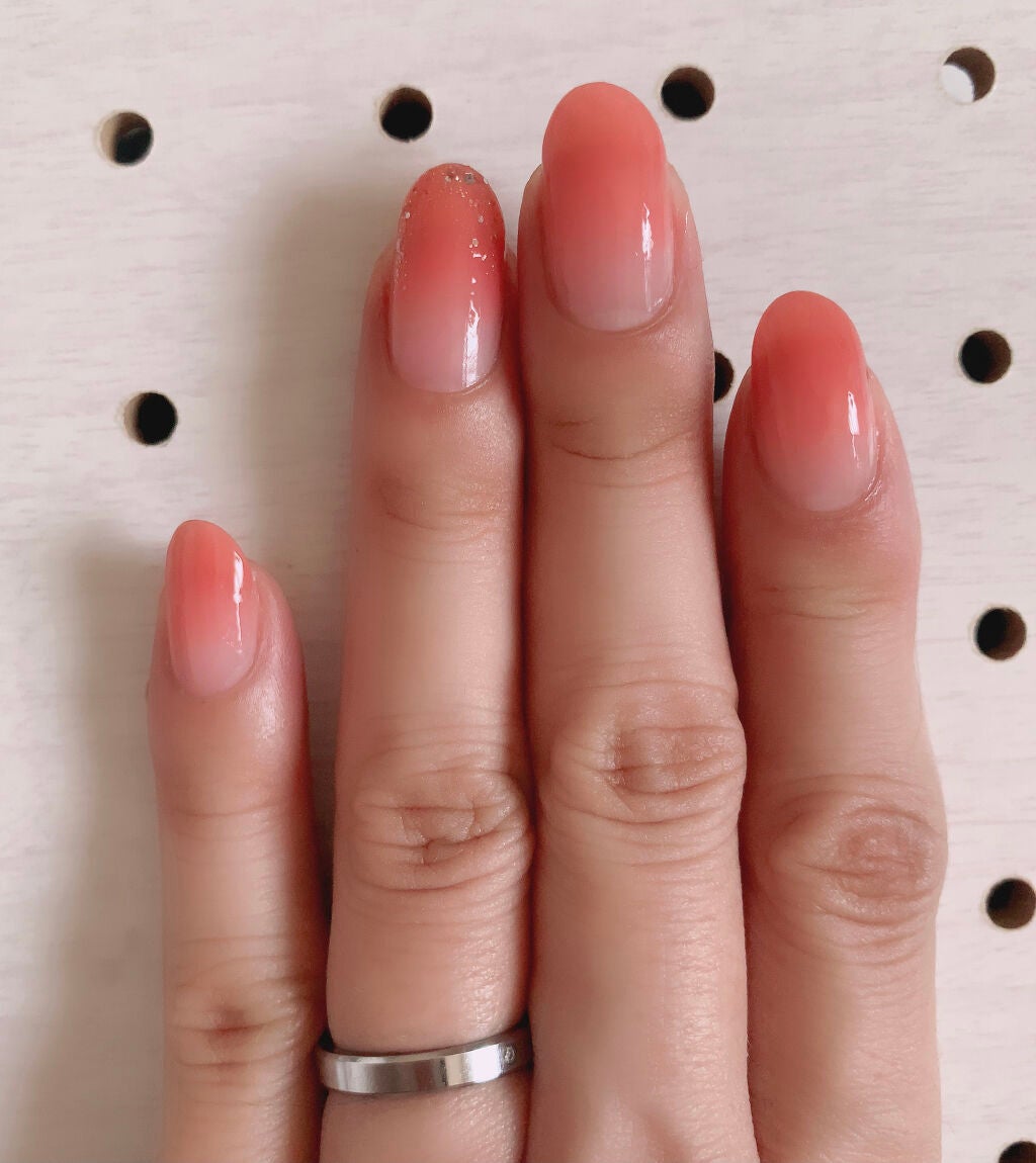 カラフルネイルズ/キャンメイク/マニキュアを使ったクチコミ(4枚目)