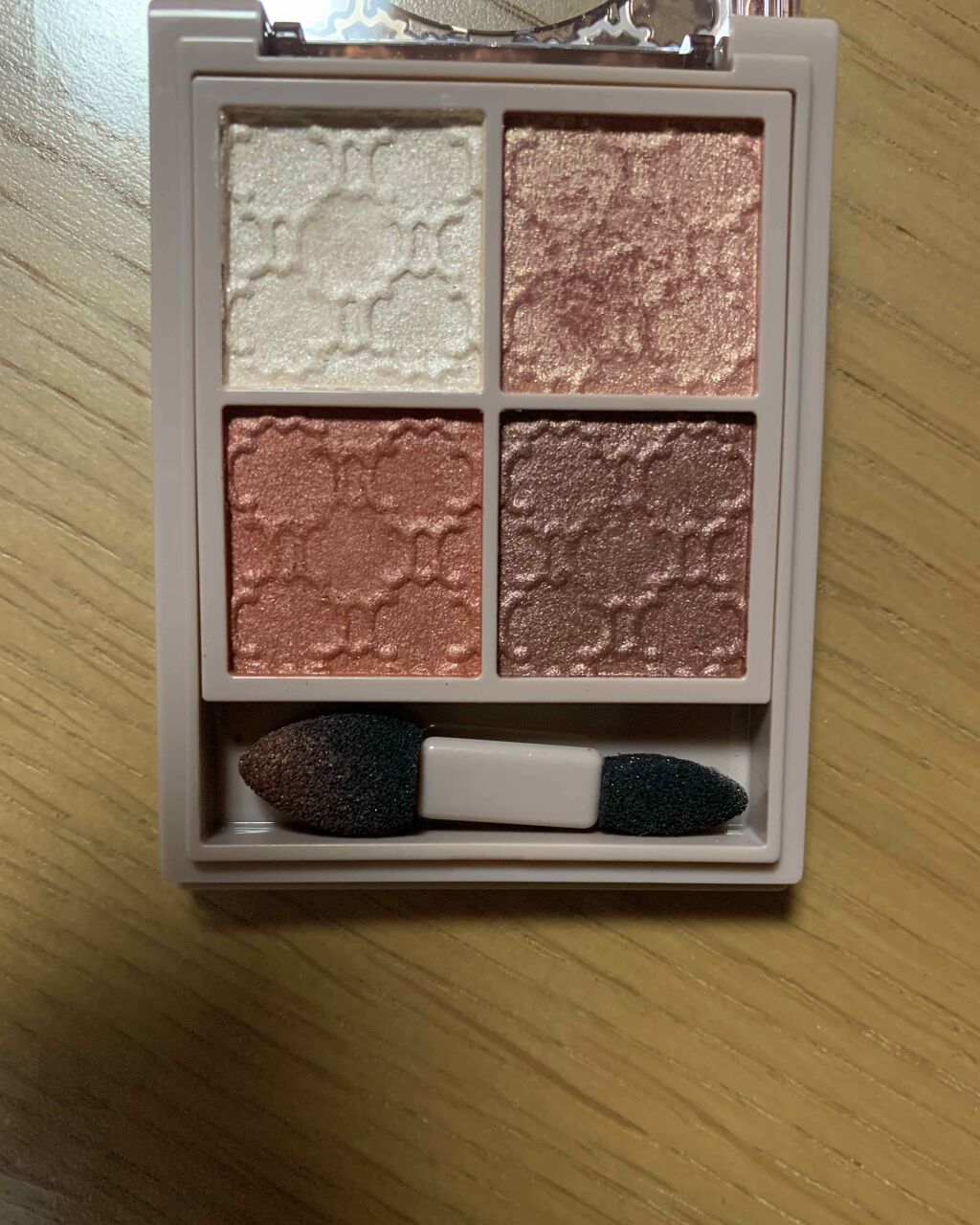グロッシーリッチ アイズ N/Visée/アイシャドウパレットを使ったクチコミ(2枚目)
