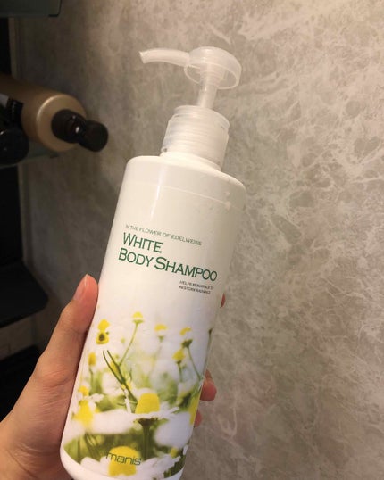 ホワイトボディシャンプー/マニス/ボディソープを使ったクチコミ(2枚目)