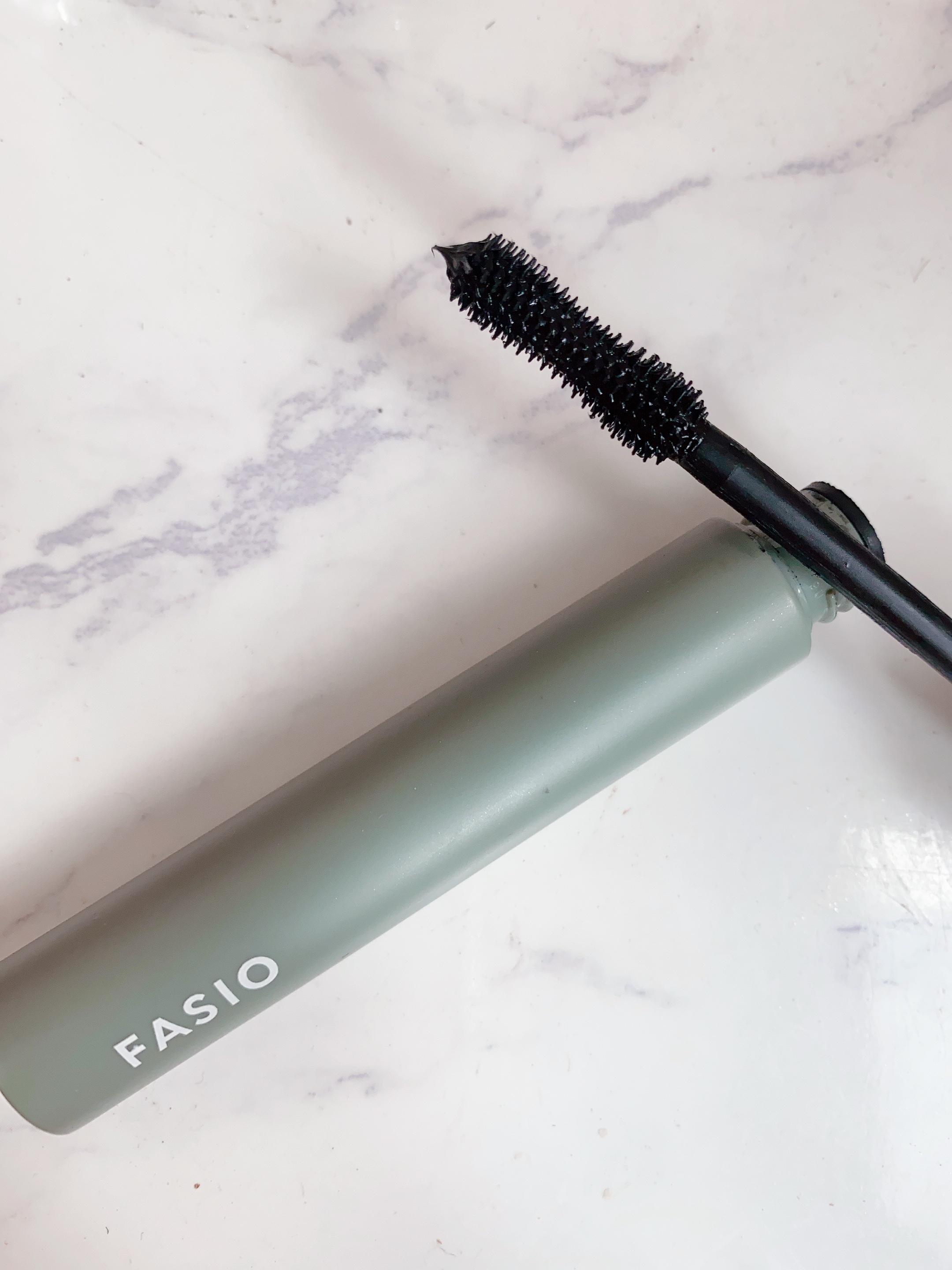 パーマネントカールマスカラ ネオ キット (ウルトラボリューム)/FASIO/マスカラを使ったクチコミ（2枚目）