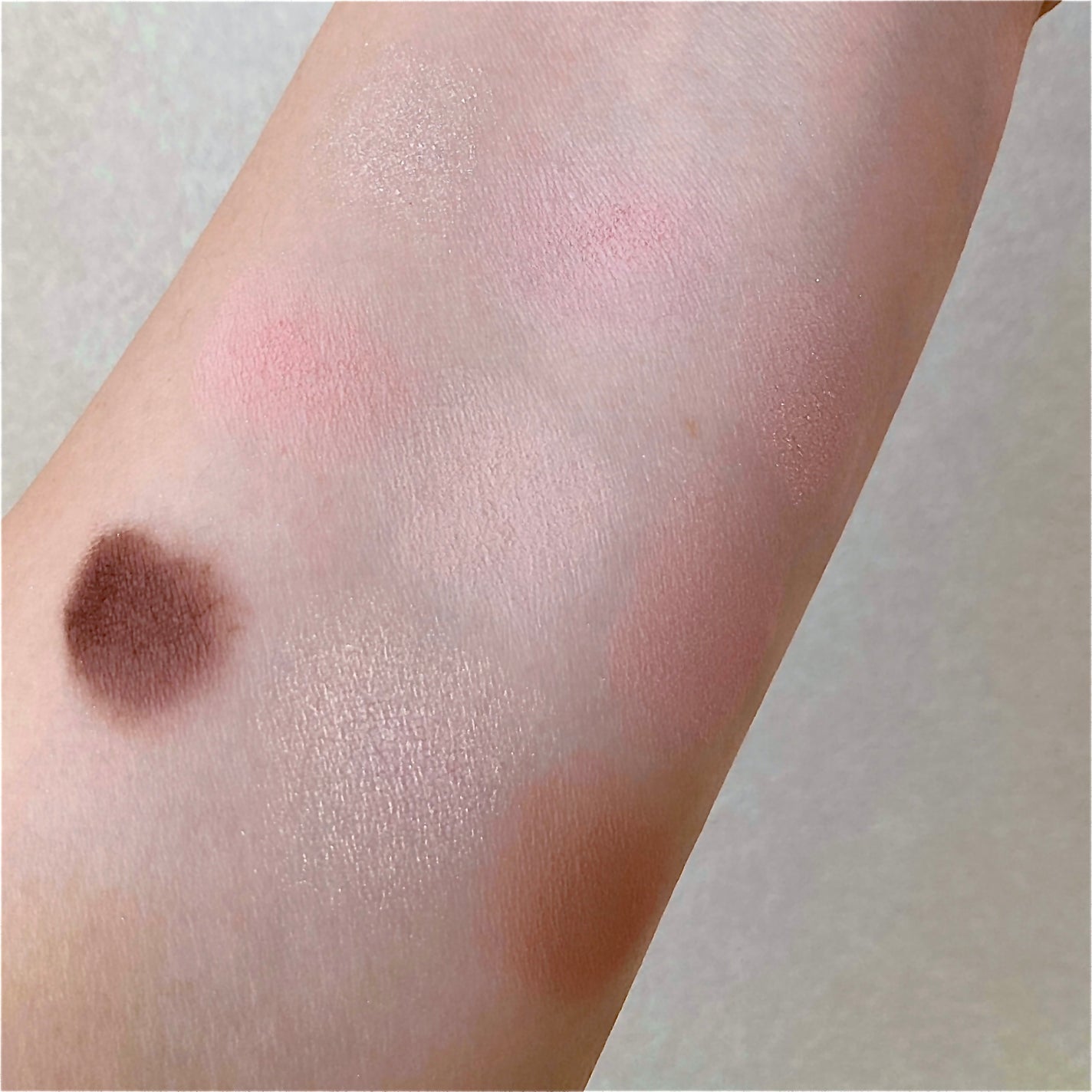 マイフェイブムードアイパレット 9カラー/HOLIKA HOLIKA/アイシャドウパレットを使ったクチコミ(5枚目)