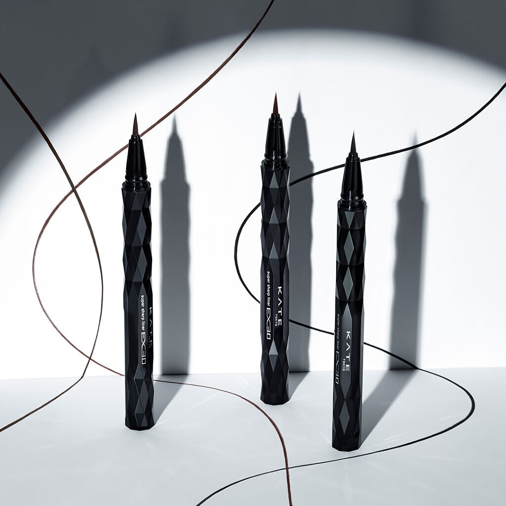 スーパーシャープライナーEX3.0/KATE/リキッドアイライナーを使ったクチコミ（3枚目）