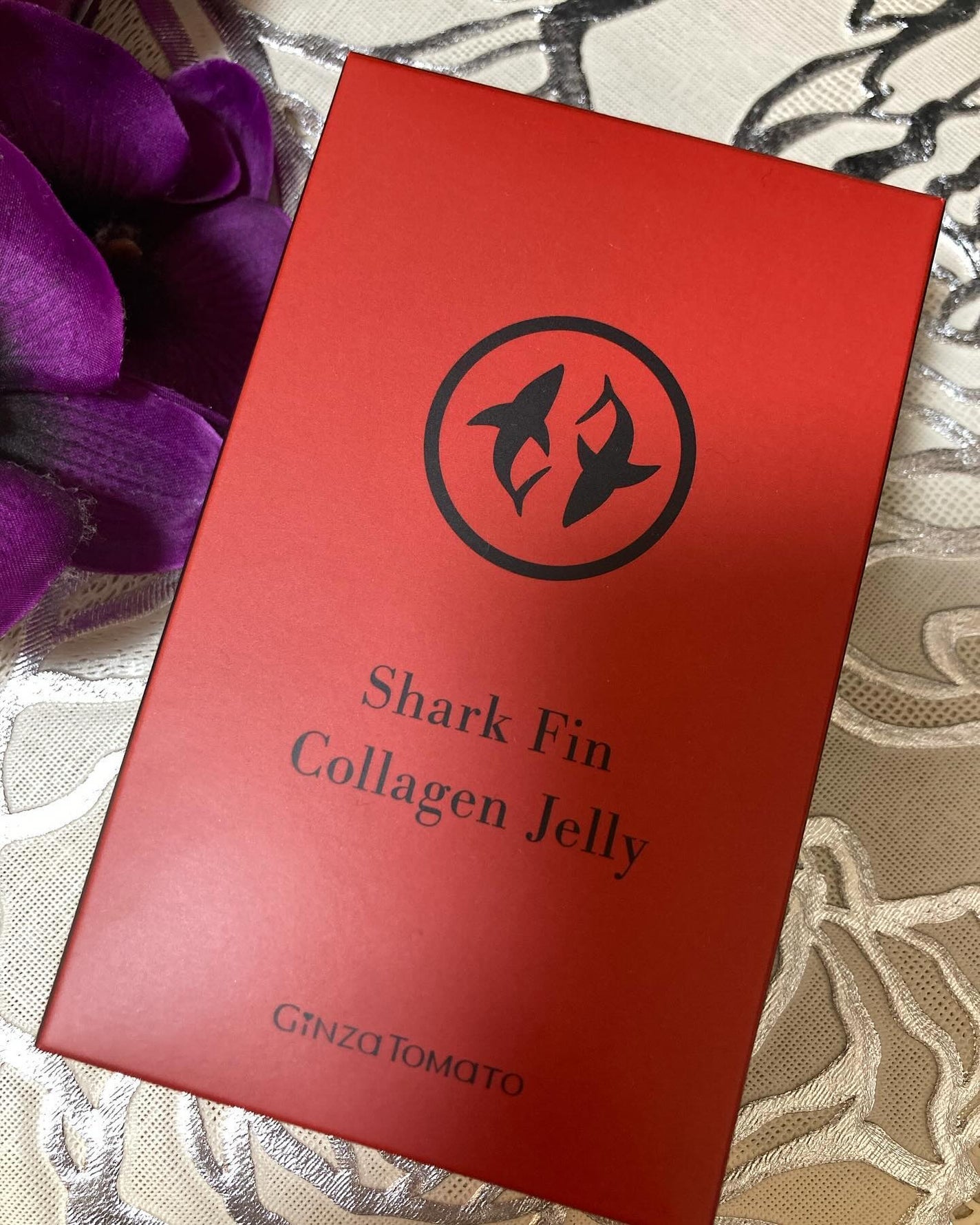 ここちゃん on LIPS 「今日ご紹介するのは株式会社銀座・トマトさんのふかひれコラーゲン..」(1枚目)