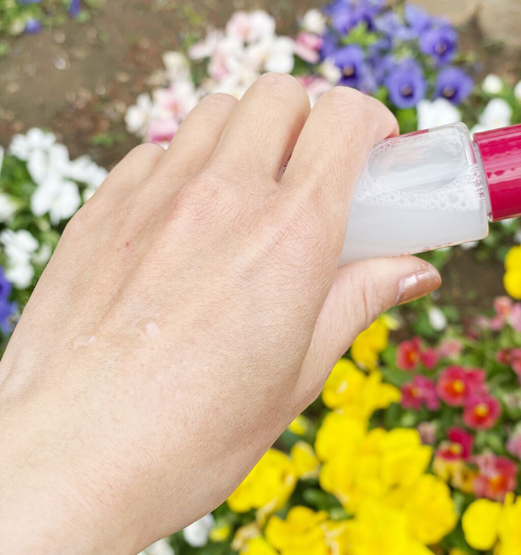 mok on LIPS 「アヤナスモイストバリアミスト顔全体にスプレーするだけで、肌の刺..」(4枚目)