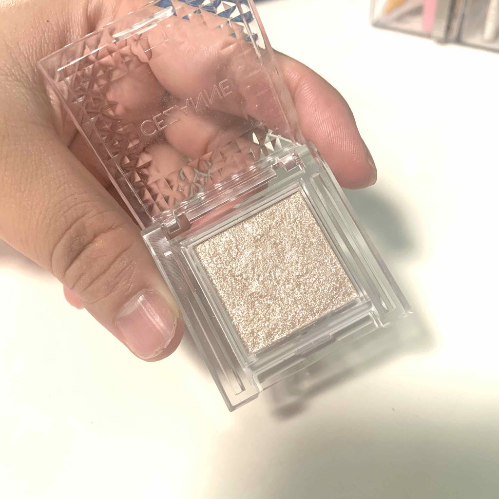 シングルカラーアイシャドウ/CEZANNE/単色アイシャドウを使ったクチコミ(1枚目)