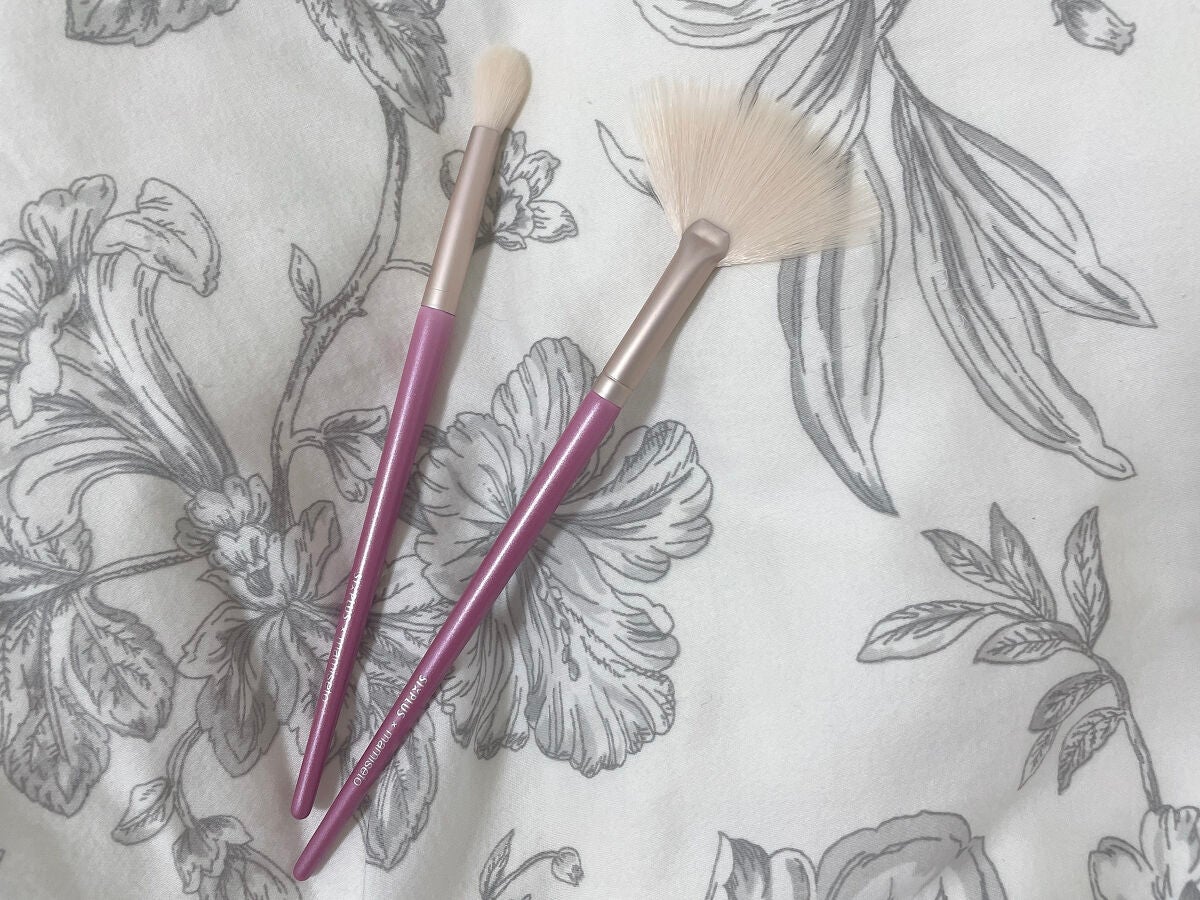 もい on LIPS 「マキア8月号SIXPLUSとマミ様のコラボのブラシ目当てで予約..」(3枚目)