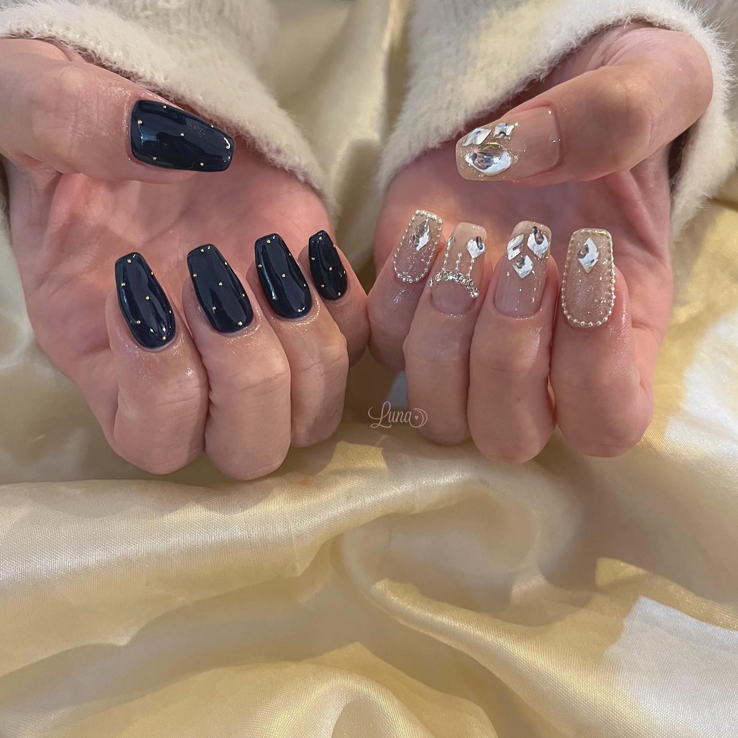 #ジェルネイル,#ワンカラーネイル,#ニュアンスネイル,#うるうるネイル,#ちゅるんネイル,#シンプルネイル,#パーツネイル,#透け感ネイル,#クリアネイル,#ぷっくりネイル,#ちぐはぐネイル,#韓国ネイル,#きらきらネイル,#うるつやネイル,#フレンチガーリーネイル,#ネイビーネイル,#埋めつくしネイル,#ドットネイルのネイルデザイン