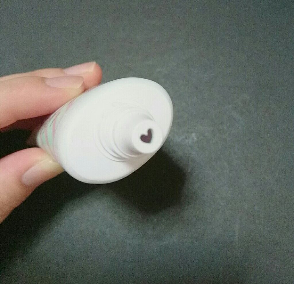 すっぴんクリーム マシュマロマット(パステルローズの香り)/クラブ/化粧下地を使ったクチコミ(4枚目)