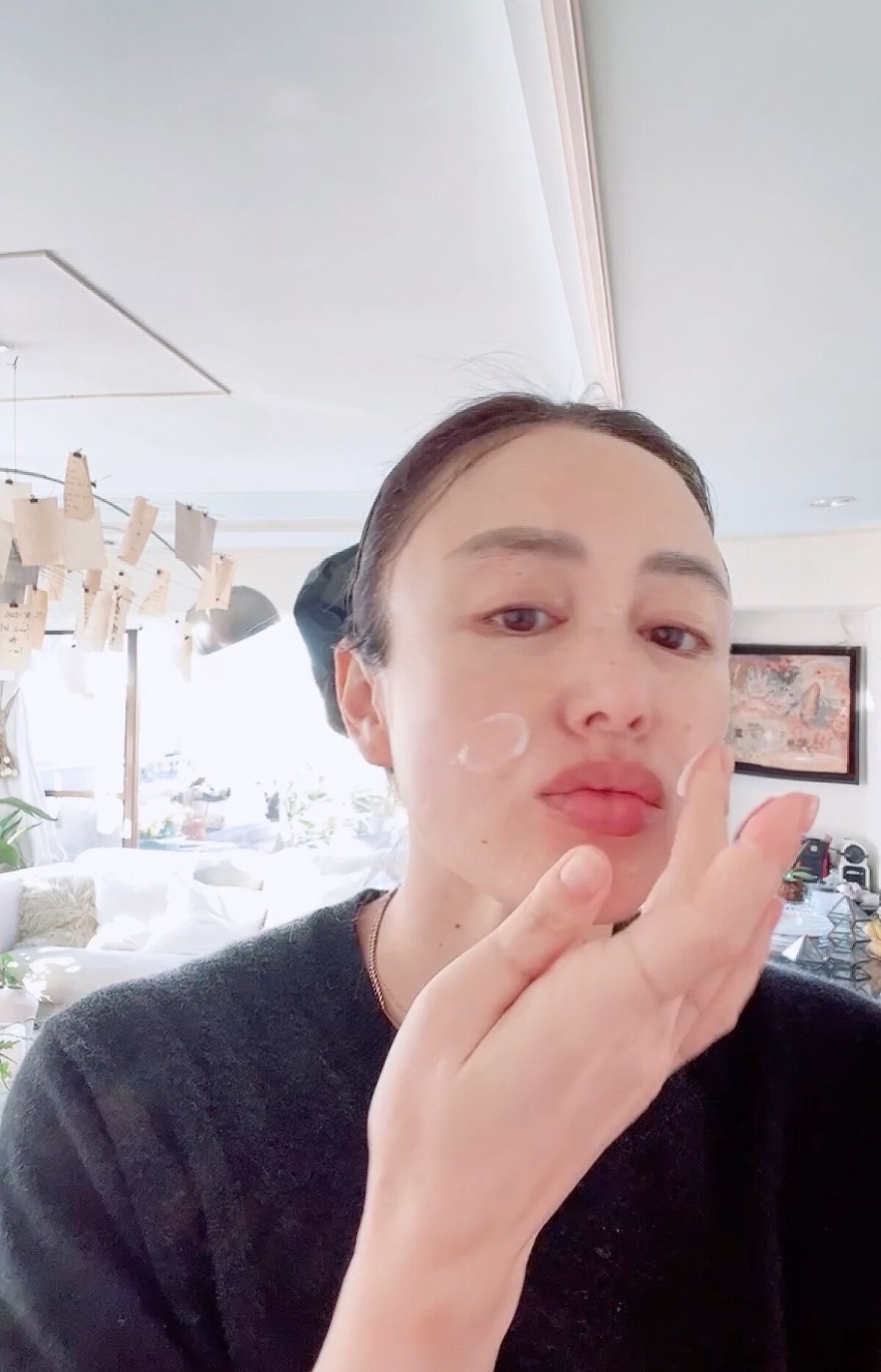 ミルキーエマルジョン/Laeisis/乳液を使ったクチコミ(3枚目)