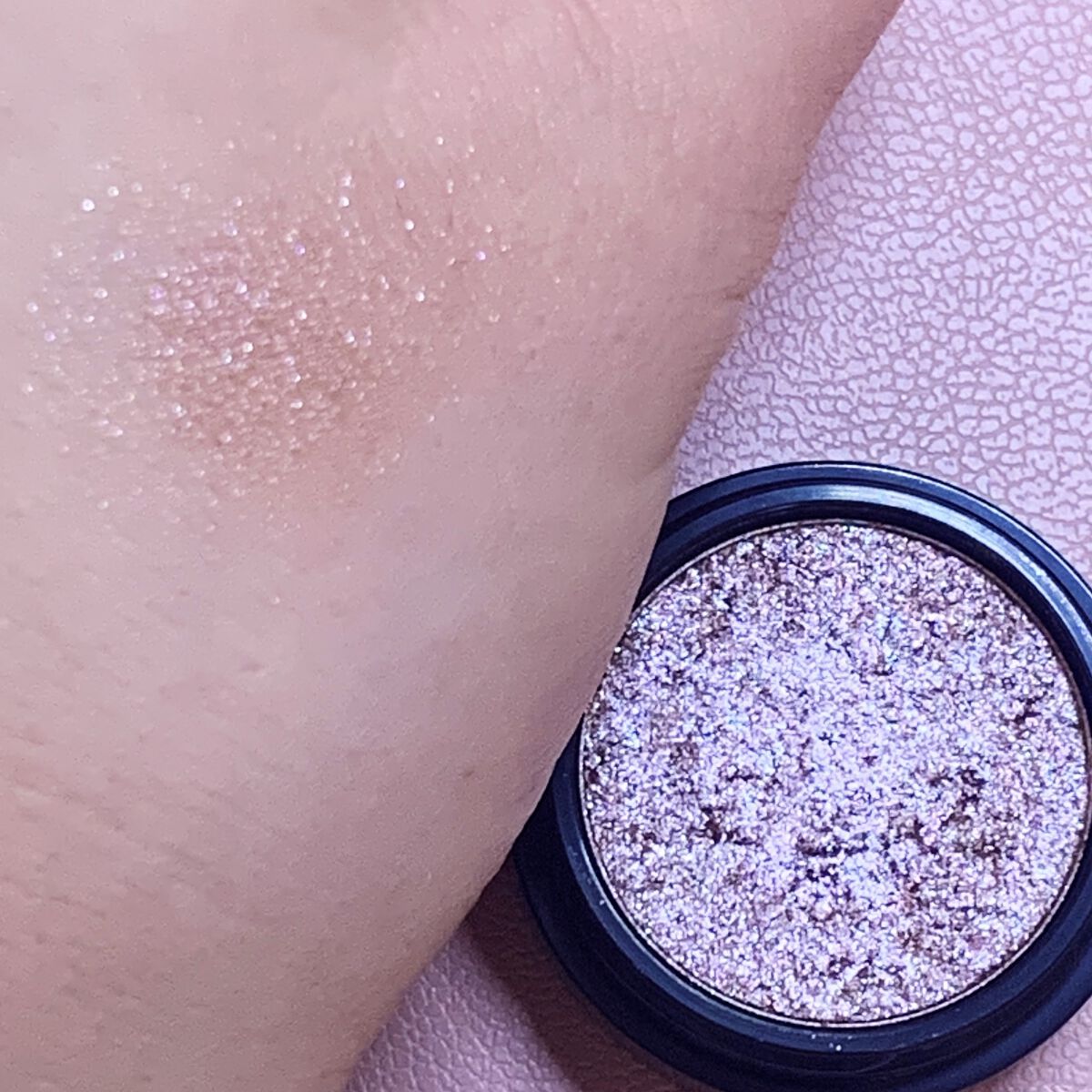 セルフィーフィックスピグメント 10 ダスティピンク/Witch's Pouch/単色アイシャドウを使ったクチコミ（3枚目）