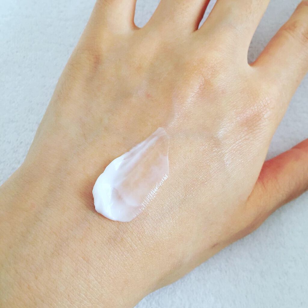 ボディバター アーモンドミルク/THE BODY SHOP/ボディクリームを使ったクチコミ(2枚目)