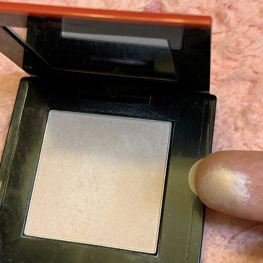 インナーグロウ チークパウダー/SHISEIDO/パウダーチークを使ったクチコミ（3枚目）