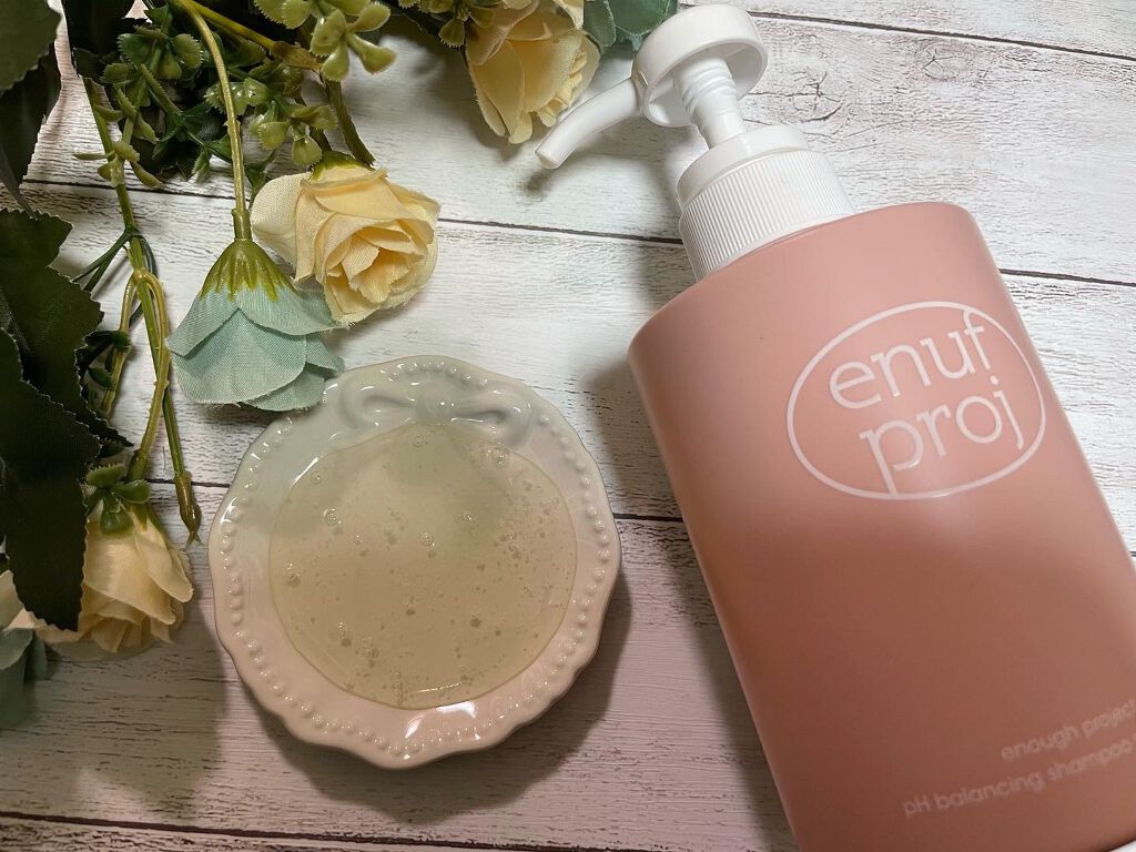 ぱすかる on LIPS 「イナフプロジェクト弱酸性シャンプースイートピーチ🍑手に撮った瞬..」(2枚目)