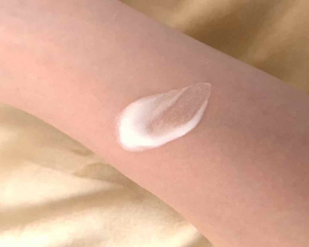 ブリリアンス スキンイルミネーティング SH/JERGENS(ジャーゲンズ)/ボディクリームを使ったクチコミ(2枚目)