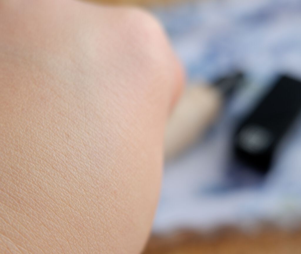 プリズム・リーブル・スキンケアリング・マット/GIVENCHY/リキッドファンデーションを使ったクチコミ(4枚目)