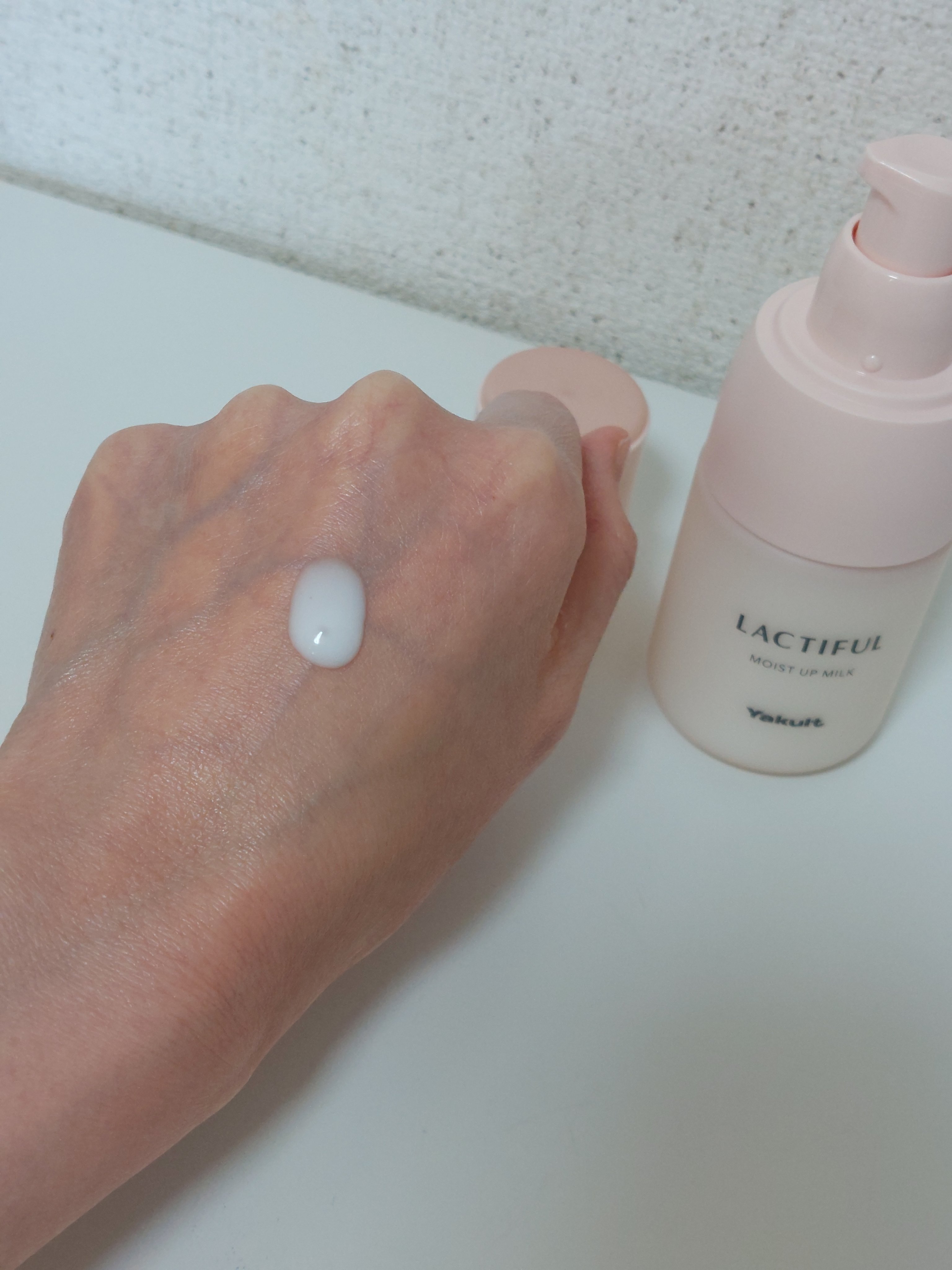 モイストアップ ミルク 本体（70ml）/ラクティフル/乳液を使ったクチコミ（3枚目）