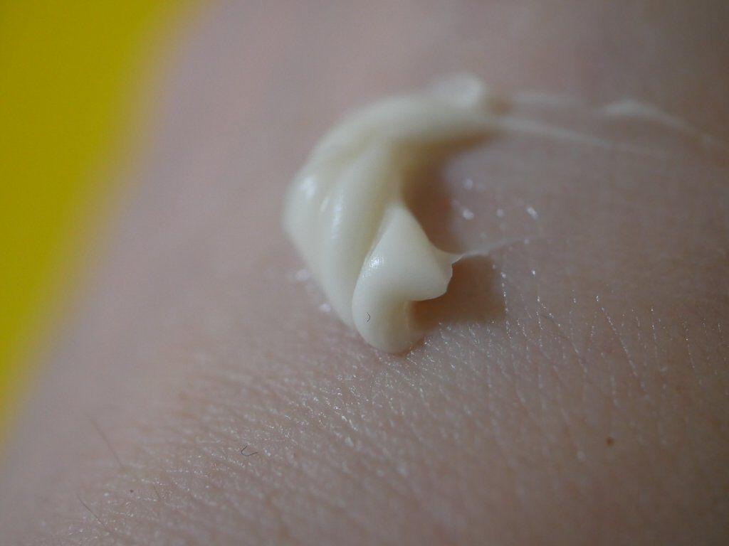 ボディクリーム ピオニーブロッサムの香り/ローラ アシュレイ ビューティ/ハンドクリームを使ったクチコミ（3枚目）