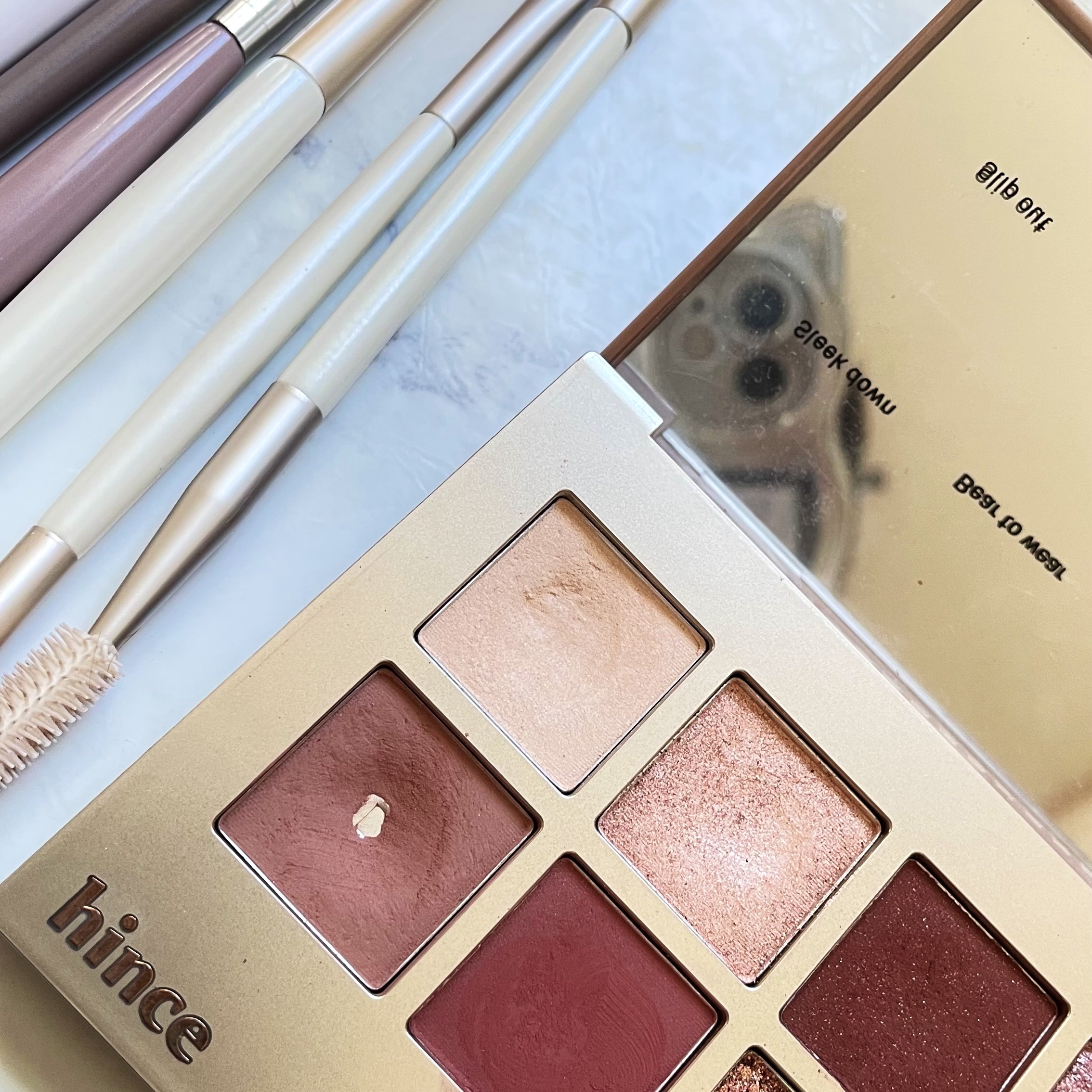 ニューデップスアイシャドウパレット/hince/アイシャドウパレットを使ったクチコミ（2枚目）