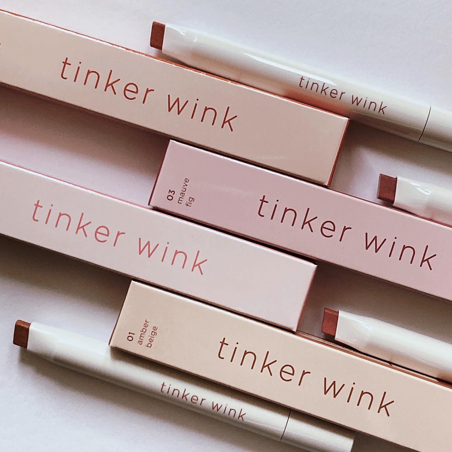 透け感アイシャドウペンシル/ティンカーウィンク/スティックアイシャドウを使ったクチコミ（1枚目）