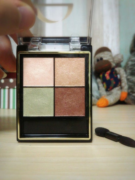 リアルクローズシャドウ/excel/アイシャドウパレットを使ったクチコミ(4枚目)