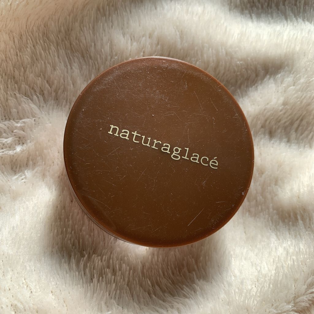 ナチュラグラッセ UVシフォン パウダーのクチコミ「こちらも生産終了😭顔がサラサラのフェイスパウダー！
ナチュラグラッセのパウダーはナチュラルメイ.....」（1枚目）