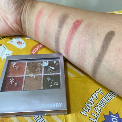 オーラクリエイション/BLEND BERRY/アイシャドウパレットを使ったクチコミ(1枚目)