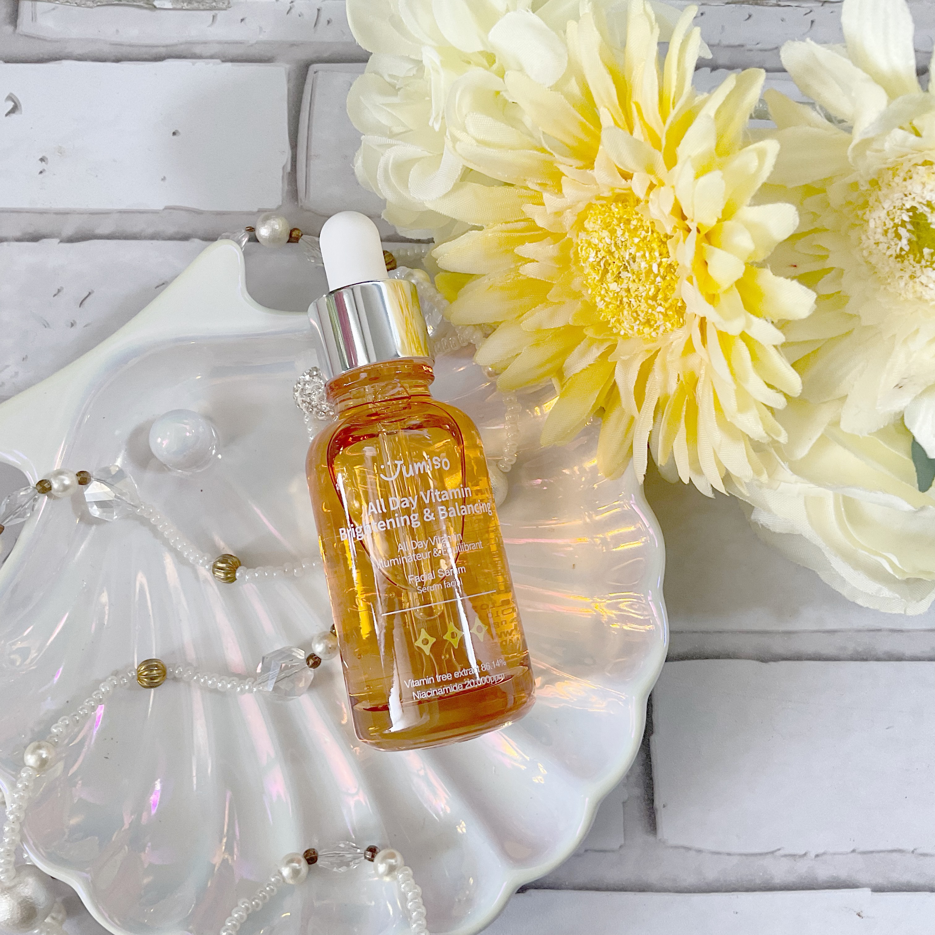 オールデイビタミンブライトニング＆バランシングフェイシャルセラム/JUMISO/美容液を使ったクチコミ（3枚目）
