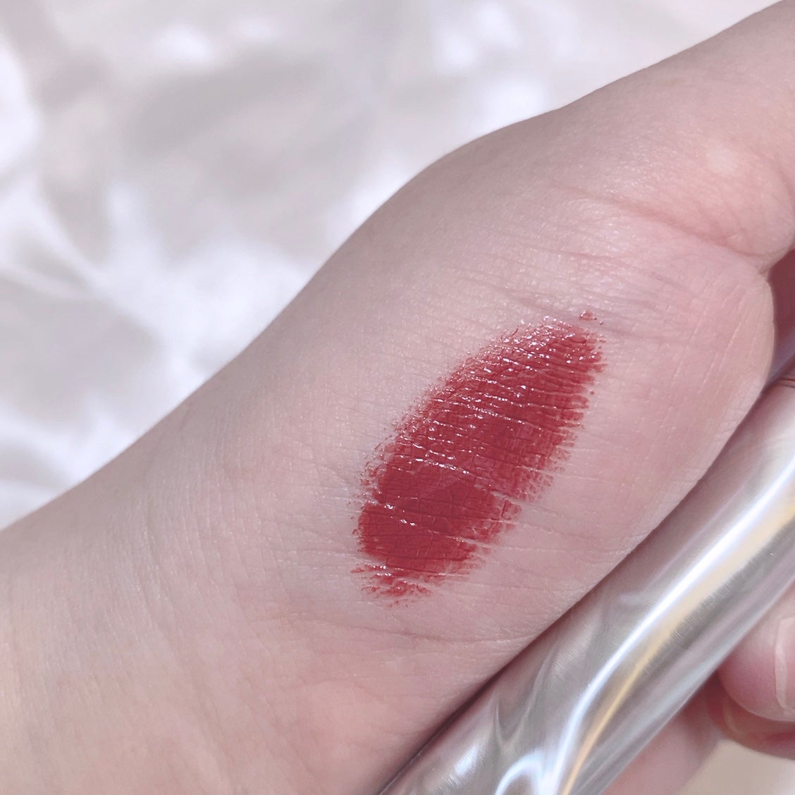 スポットライトシャイニーモイストスリムリップスティック/PERFECT DIARY/口紅を使ったクチコミ(6枚目)