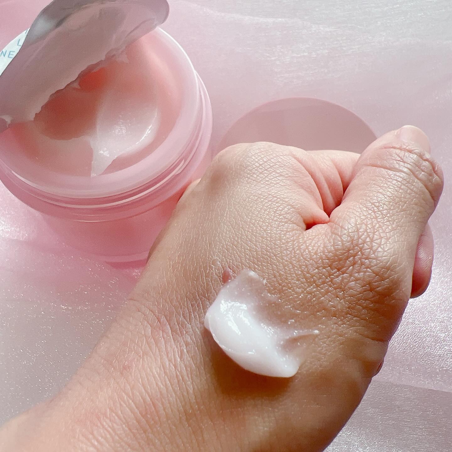 バウンシースリーピングマスク/LANEIGE/フェイスクリームを使ったクチコミ（3枚目）