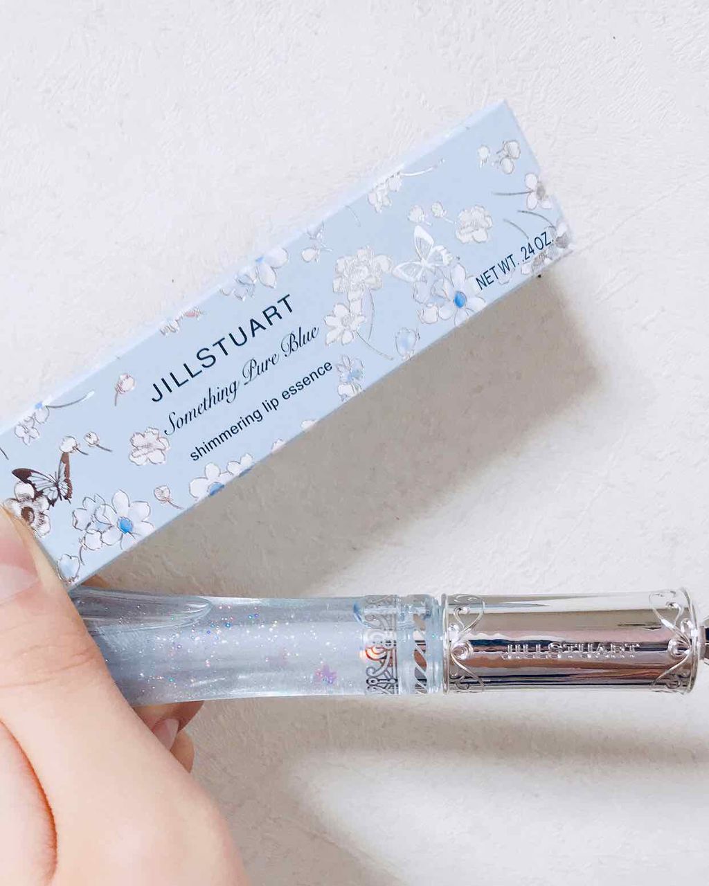 サムシングピュアブルー シマリング リップエッセンス/JILL STUART/リップケアを使ったクチコミ（1枚目）