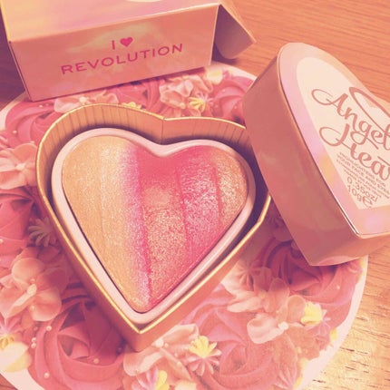 ハートハイライター エンジェルハート/MAKEUP REVOLUTION/パウダーハイライトを使ったクチコミ(1枚目)